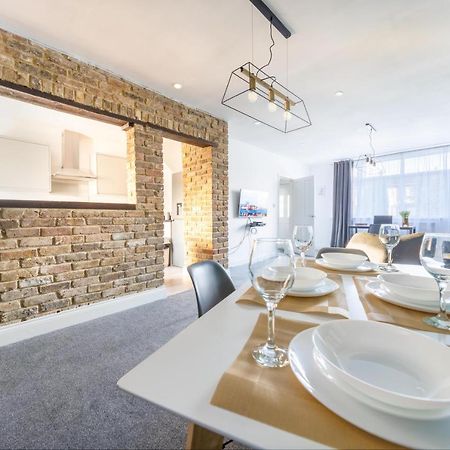 Contractor Accommodation Near Heathrow, Windsor Minutes From M4 Slough Eksteriør billede