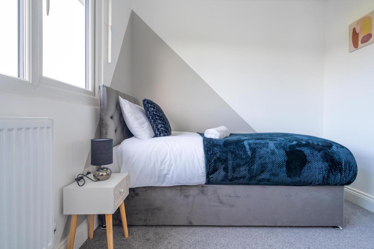 Contractor Accommodation Near Heathrow, Windsor Minutes From M4 Slough Eksteriør billede